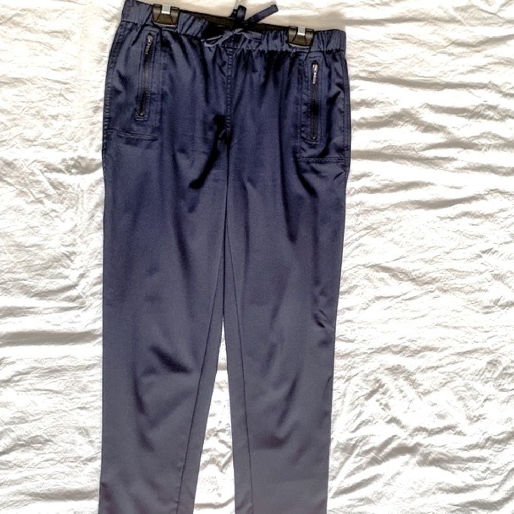 Smart Set Lightweight Navy Pant. Elastic Waist with Tie Detail.